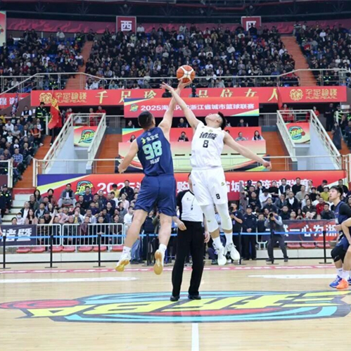 燃情赛。合抡妫db电子为浙 BA 湖州队热血护航